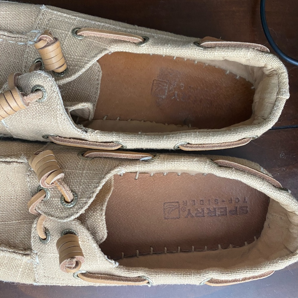 Sperry topsider 7.5- like new